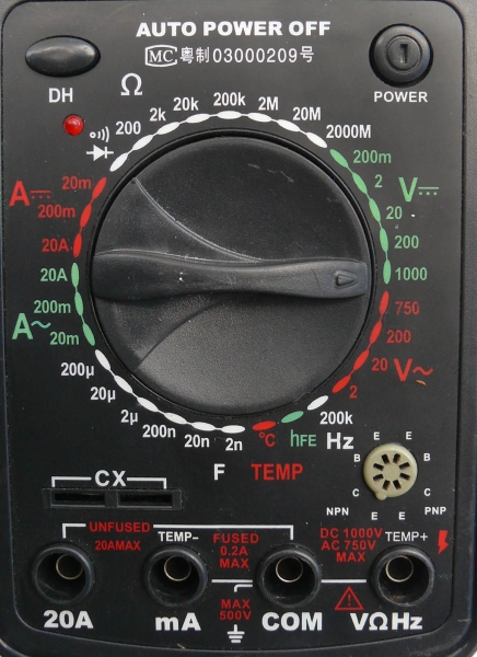 DT-9208A Digital Multimeter Volt Ampere Ohm Hz AC/DC Temperatur Hertz Teste P⑤